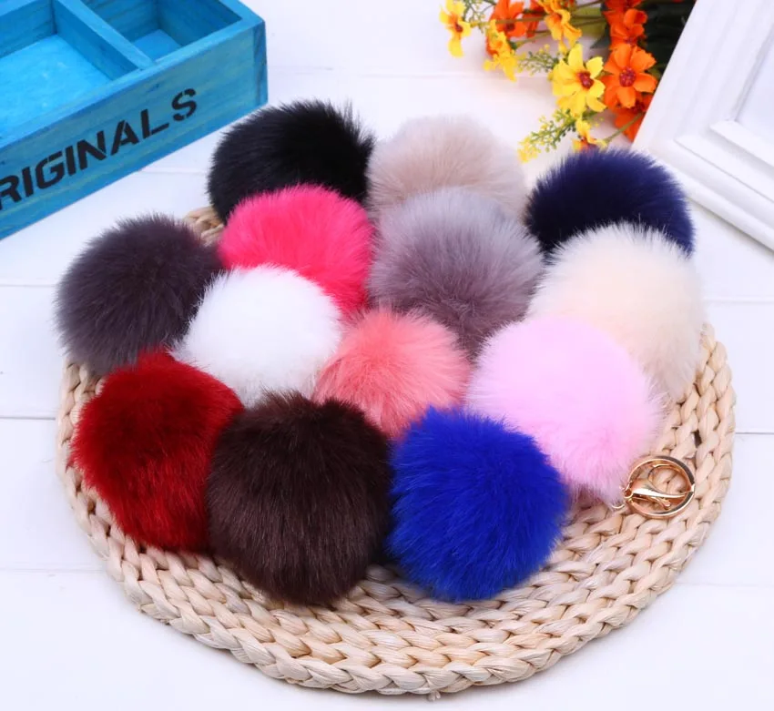 Fur Key chain Cute Car Bag keychain Pom Pom 13 colors 8cm Ball  Bag charm Key Ring Mujer for women gift Jewelry 16001