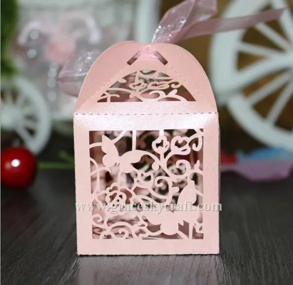 

50pcs/lot Free Shipping Laser cut Paper white pink Butterfly design Christmas Wedding candy chocolate Boxes Party supplies