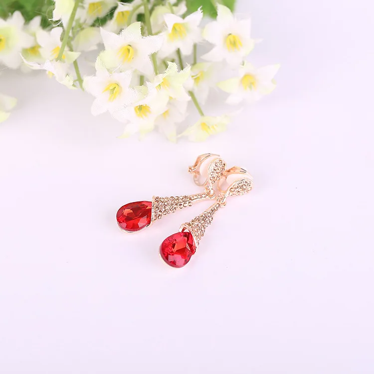 Korean Fashion Luxury Rhinestone Crystal Water Drop Long Earrings Jewelry Bride Wedding Earrings Non Pierced Ear Clip Ear Cuff