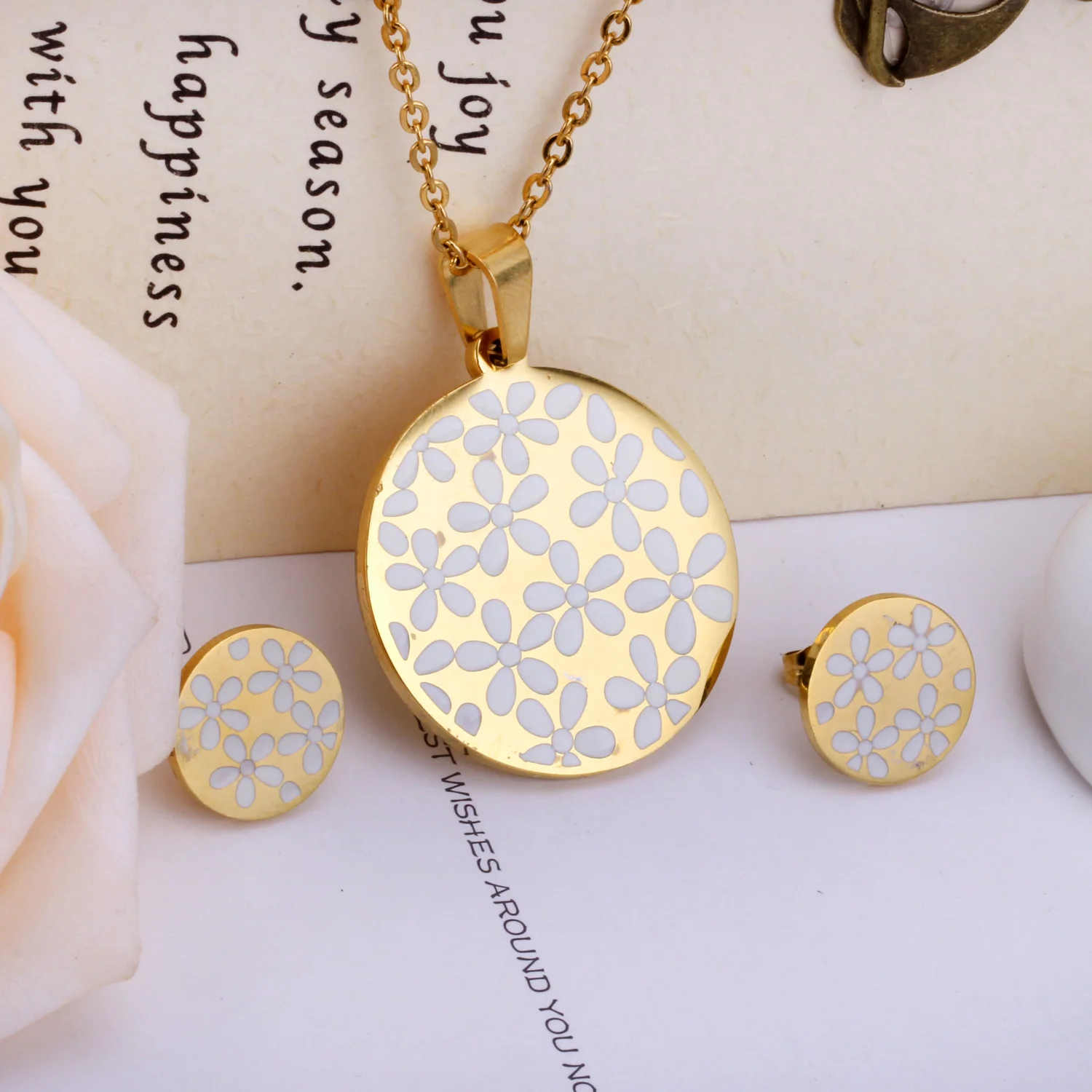 LUXUSTEEL ensemble collier Sets Golden Color Flower Shell Pendant Necklace Earring Brinco Bijoux Wedding Party Wholesale