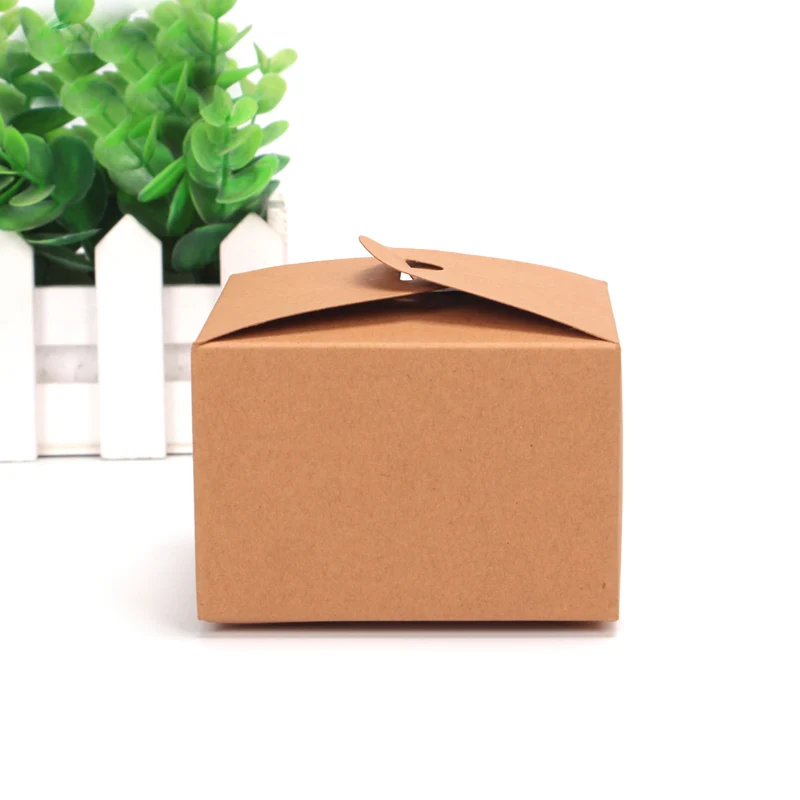 

500pcs kraft paper gift packaging boxes with Bow ribbon hemp rope Wavy 9x9x6cm small paper box wedding Party candy cake supplier