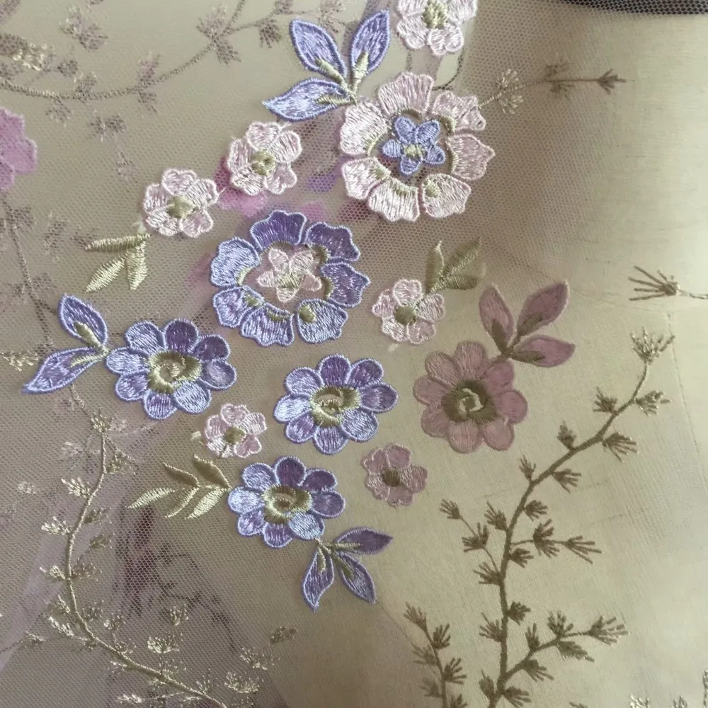 Mehrfarbiger Spitzenstoff mit 3D-Blumen für Hochzeitskleider, 4 Farben, Handverziert, DIY-Material – Detail 3