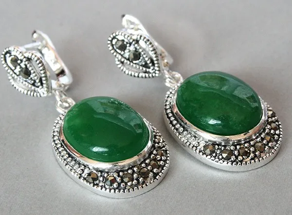 Long lady's VINTAGE 925 SILVER GREEN MARCASITE DANGLE HOOK EARRING 11/2