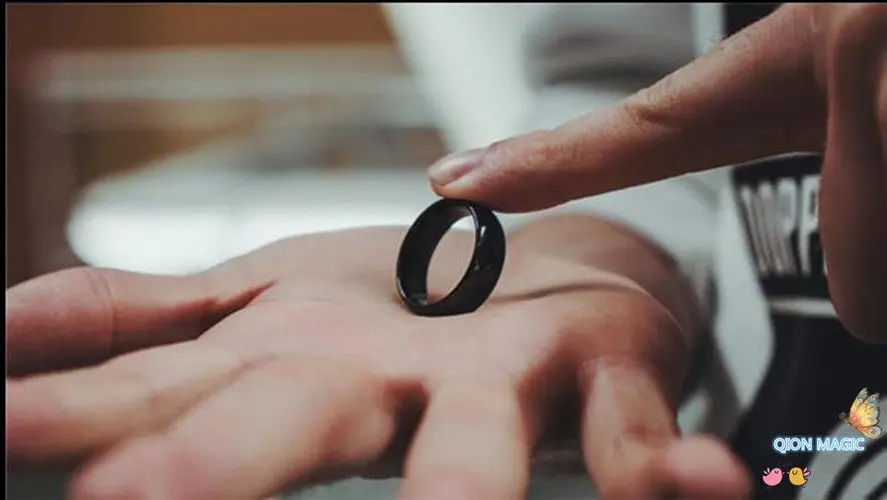 Odyssey by Calen Morelli Ring Magic Tricks Close Up Street Illusions Gimmick Mentalism Transfer Jumps From Finger to Finger