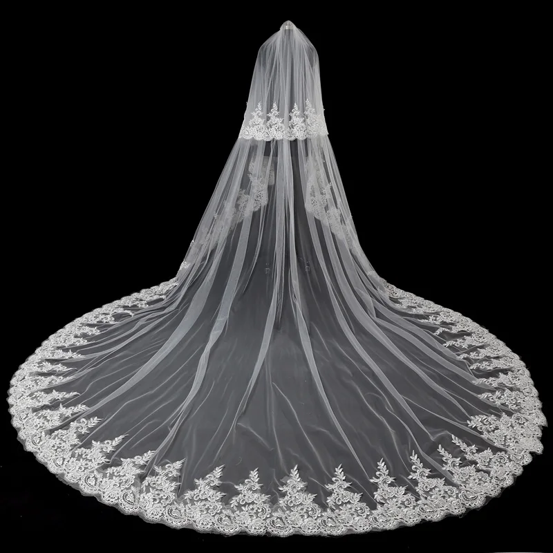 New Vintage Style Lace Cathedral Wedding Veils Applique Edge Long Two Layer Lace pearls Bridal Veils Custom Made velos de nov