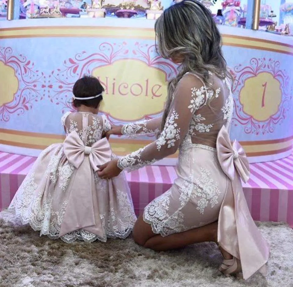 

Mother Daughter Princess Pink lace Ball Gown Flower Girl Dresses Long Sleeves Mother Of Bride Dresses With Big Bow