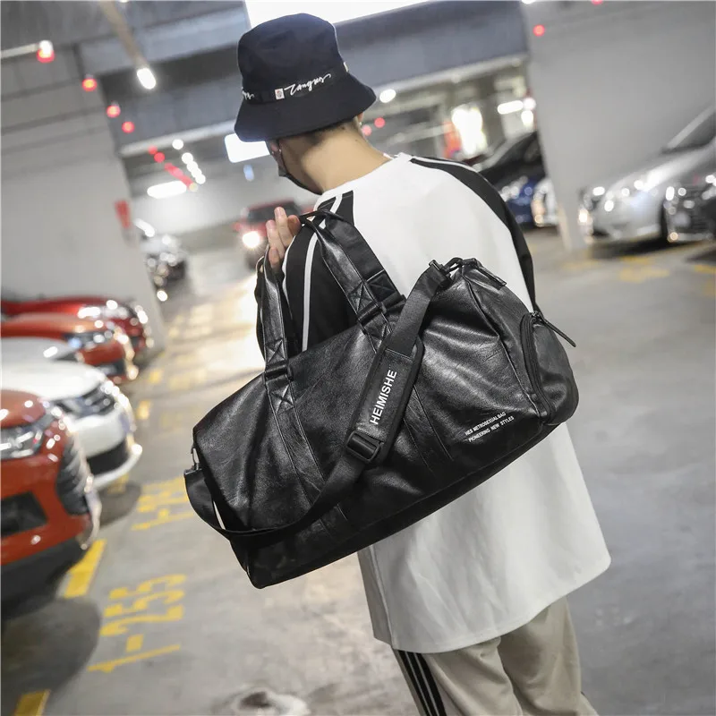 Leather Travel Bag Large Capacity Men Hand Luggage Duffle Bags Women Travel Bag Black PU Waterproof Vintage Male Bags