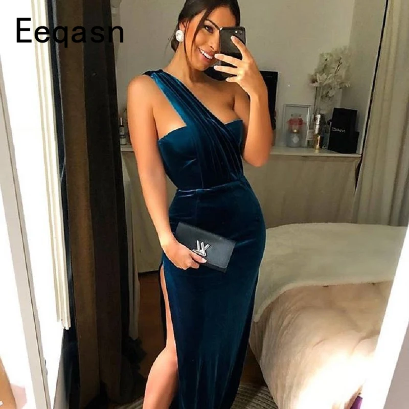 Vestidos de baile longos de veludo, elegantes, sem alças, divisão lateral, sexy, vestidos de festa à noite, robe de soiree, longue, vestido de dança de gala personalizado