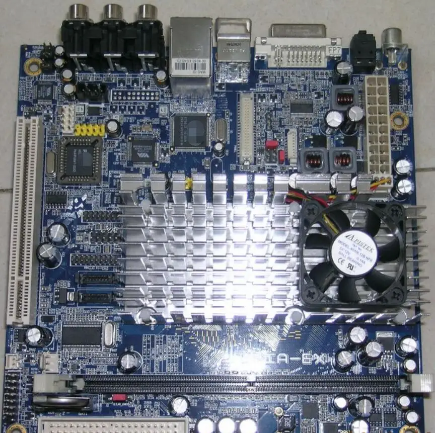 

EPIA-EX15000G 100% Оригинальная промышленная материнская плата Mini-ITX с процессором и ОЗУ