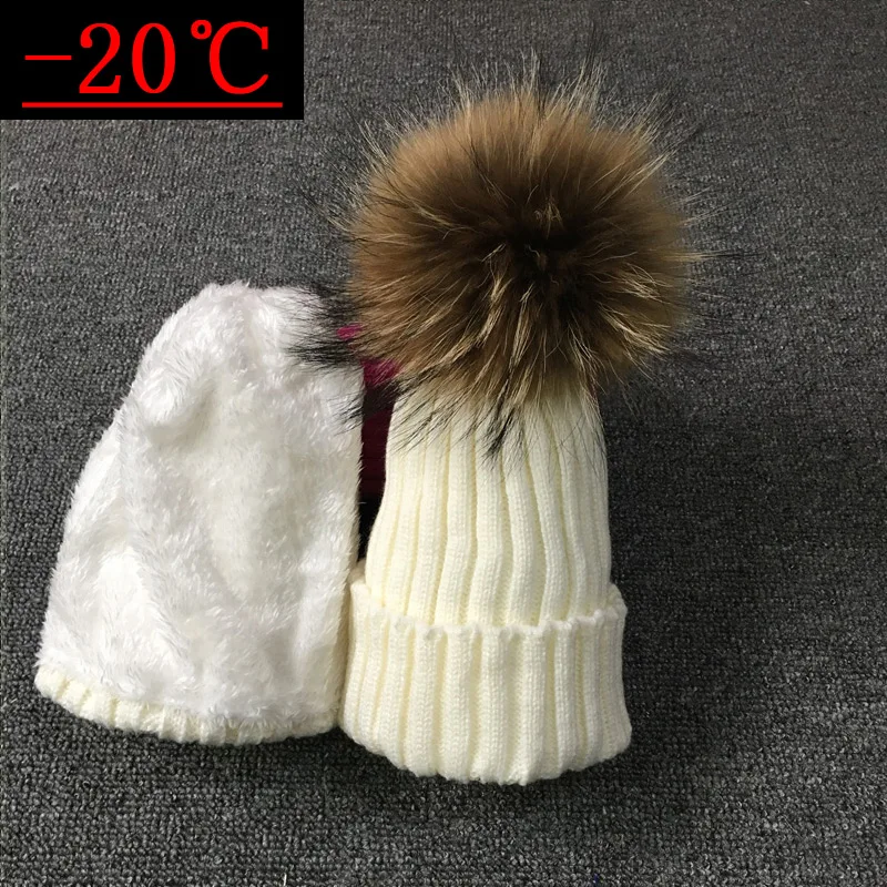 High quality 100% Real Raccoon Fur Hats Knitted Wool Gunuine Fur Pompom Beanies Hat winter Cap for women