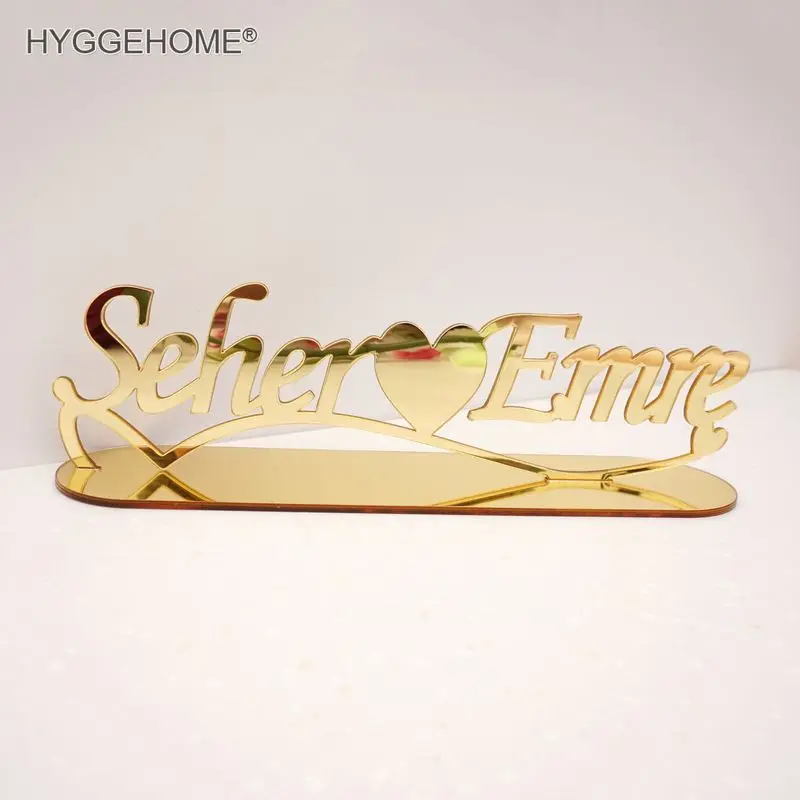 Ornement de bureau personnalisé pour fête de mariage, décoration personnalisée, miroir acrylique mignon, nom du marié et de la mariée, cadeaux pour les jeunes mariés