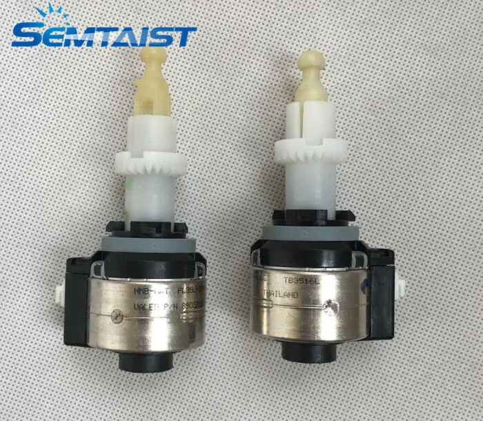 semtaist 2pcs Genuine OEM xenon headlight range adjusting motor 89022080 leveling motor