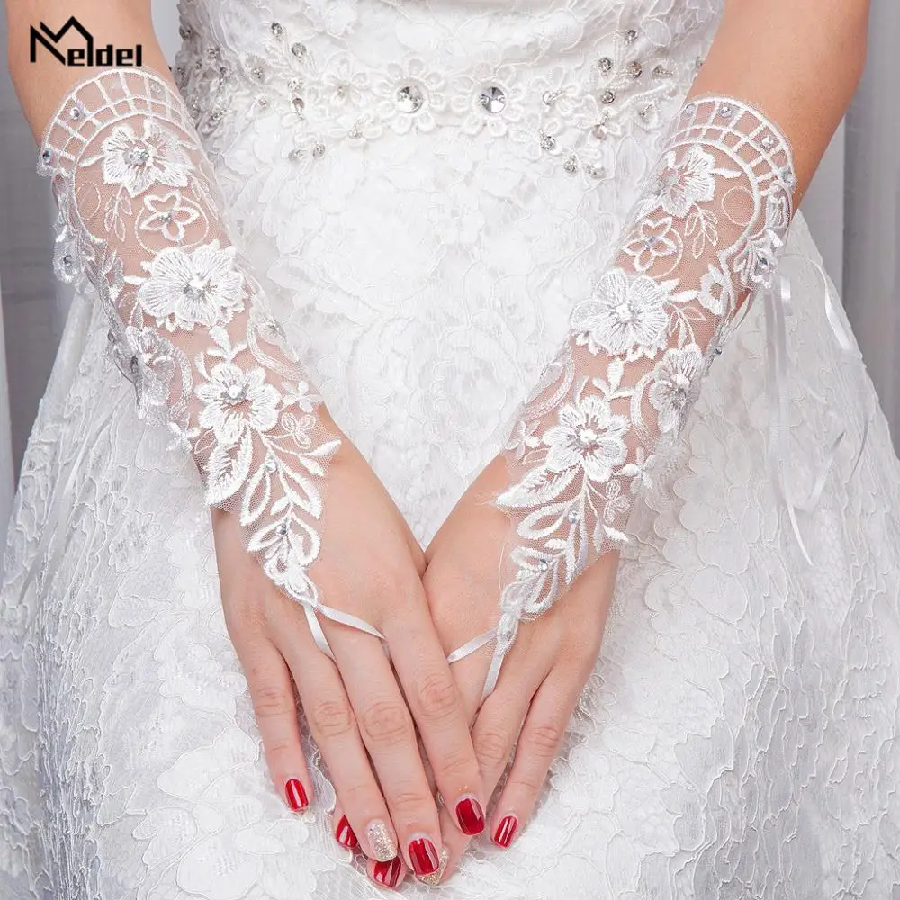 New Summer White Wedding Gloves For Bridal Evening Prom Wedding Accessories