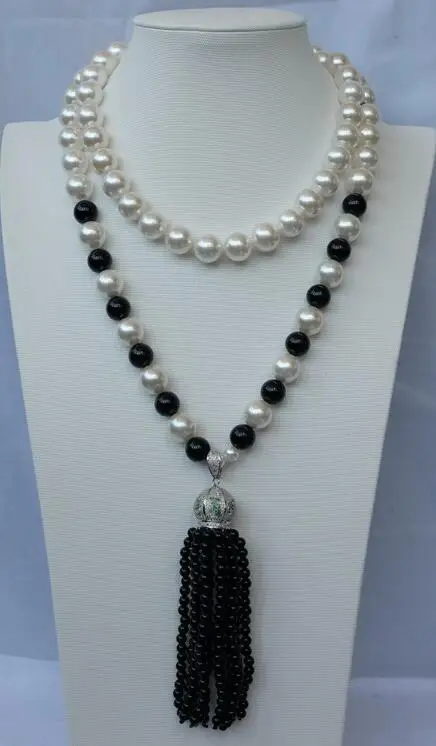 

White shell pearls&black bead necklace-zircon pendant