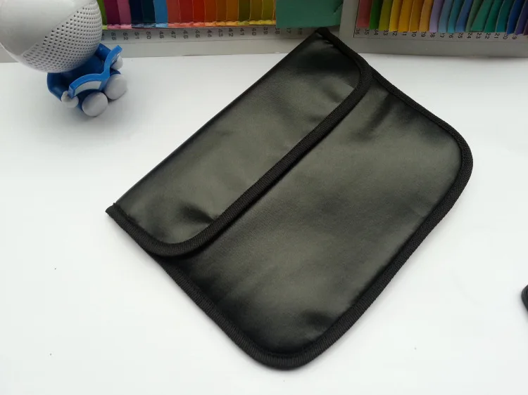 

10pcs New Business Bags RF Signal Blocker Anti-Radiation Degauss Shield Secrecy Case Pouch for Large size apple tablet