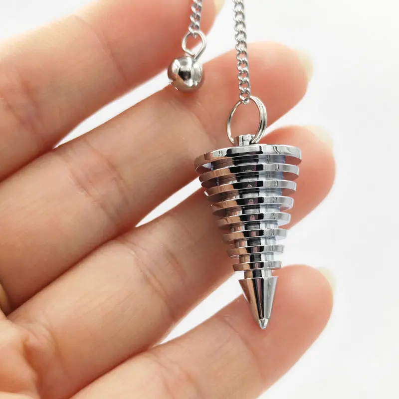 Amuleto de péndulo dreiki, Péndulo de piedra Natural, pirámide curativa, péndulo espiritual, joyería de Chakra, encanto de albóndigas de cobre