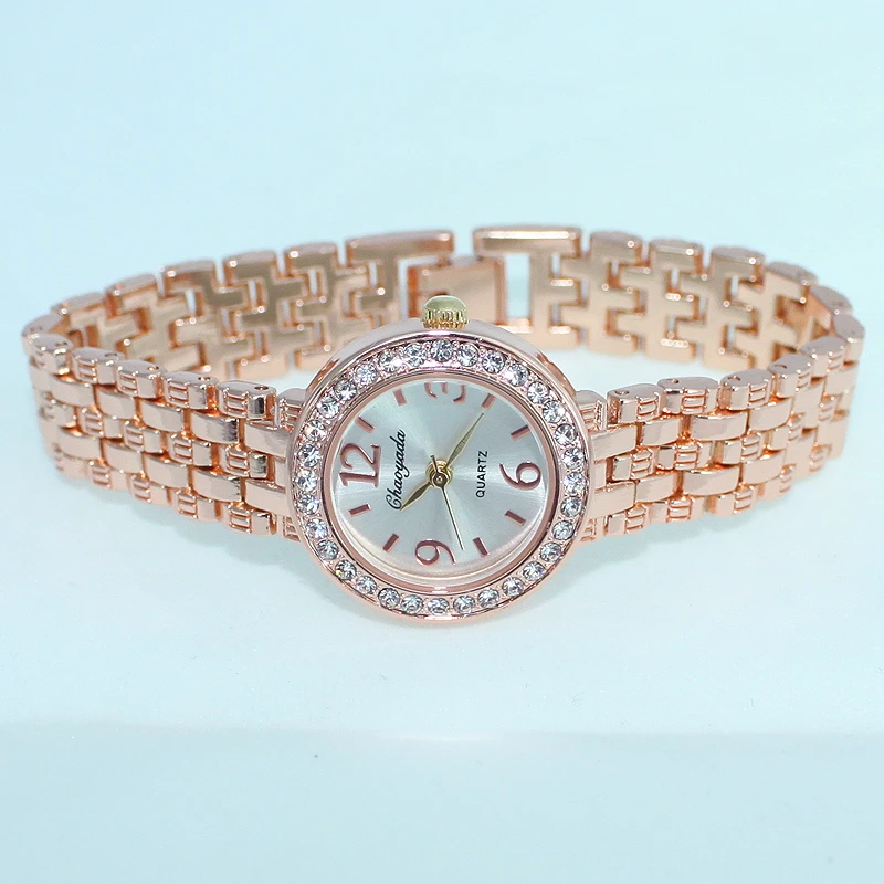 高級レザー女性のドレスウォッチ腕時計ファッションレディースブレスレット女性ラウンド時計クォーツ時計