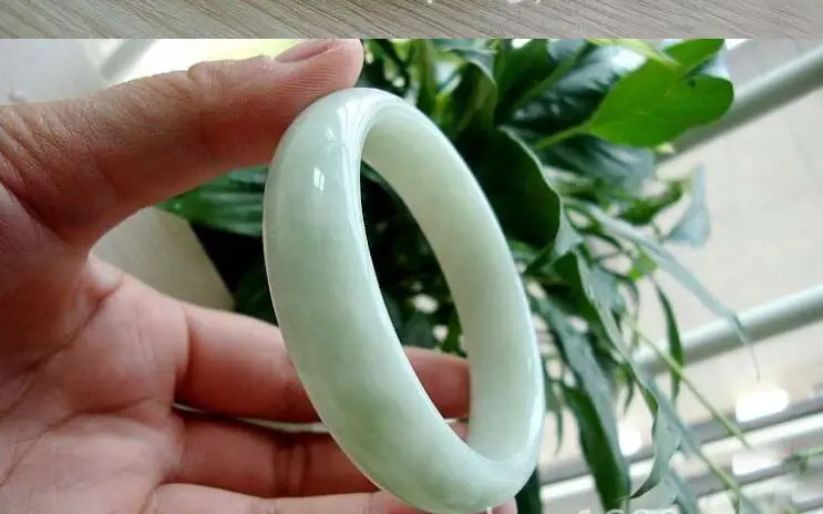 

Hot sell -@@ Hot natural light green Natural stone bracelets hand polished AAA -Top quality free shipping