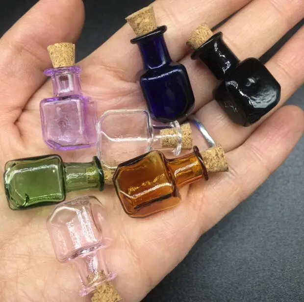 

20pcs 7 color ice cube square Wishing Bottle vial Pendant Perfume essential oil Cork stopper Glass heart jewelry necklace
