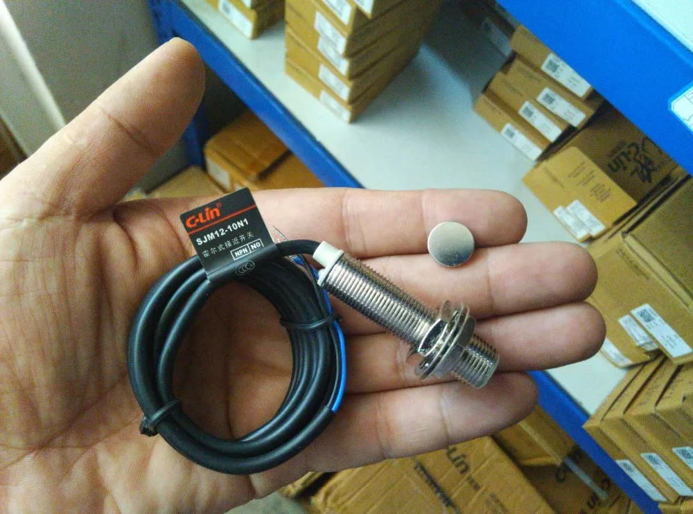 

Совершенно новый оригинальный аутентичный трехпроводной переключатель постоянного тока C-Lin SJM12-10N1 NPN нормально открытый бесконтактный переключатель Холла с магнитом