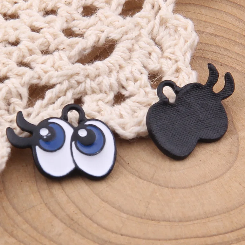 100pcs 21*15mm Cartoon wind big eyes drop oil alloy pendant DIY jewelry accessories wholesale