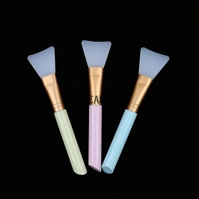 

200Pcs/Lot 3 Colors 1 Pcs Facial Mask Stirring Brush Soft Silicone Makeup Brush Women Skin Face Care For Girl Cosmetic Tools