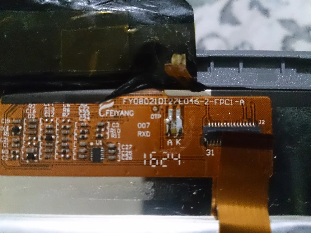 Disassemble second-hand test good to send FY08021DI27E046-2-FPC1-A 8-inch 31-pin display FY08021D127E046-D-V1 LCD screen