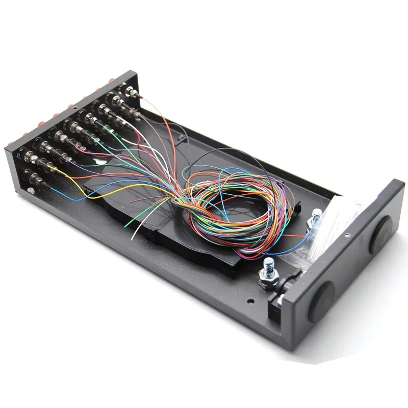 16 core FTTX FTTH terminal box comprende FC codino & adattatore SPCC 16 porte FC in fibra ottica patch panel SM ELINK 1.2 millimetri di spessore