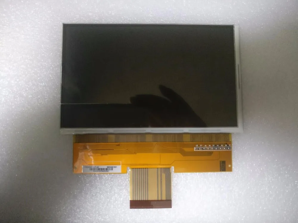 5.8 inch C058GWW1 projector LCD screen C058GWW1-0