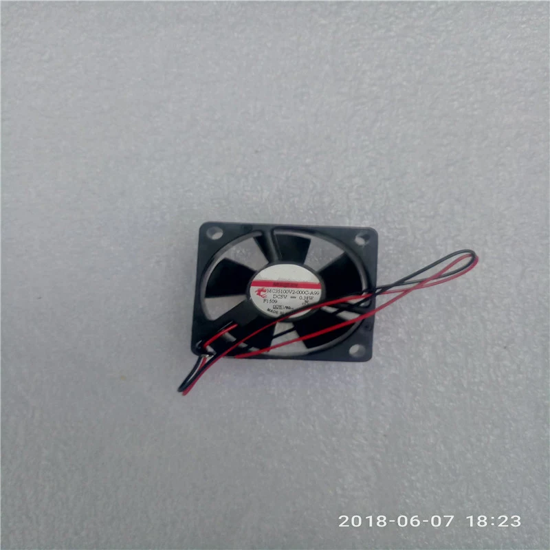 

2pcs Fan for MC35100V2-000C-A99 MC35100V2-000C-F99 5v 35x35x10mm 3.5cm MC30101V1-000C-A99 12v 30x30x10mm 3cm 3010 cooling fan