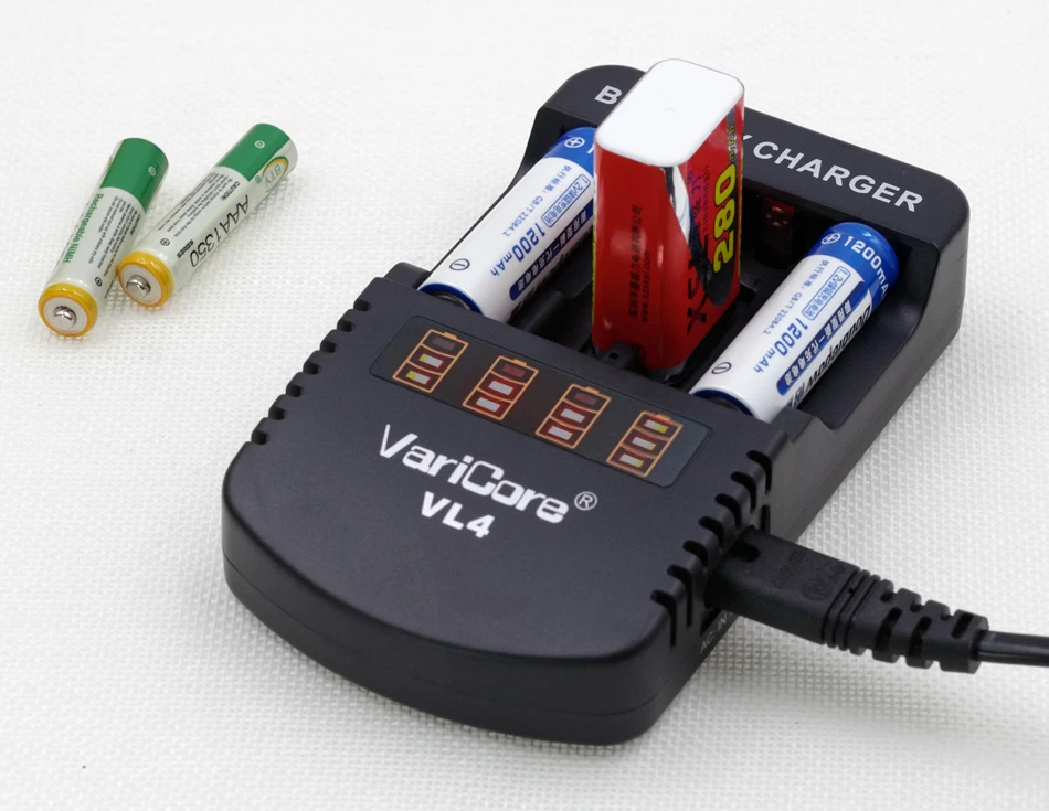 Novelty 2019 varicore VL4 Multifunctional charger 1.48 V-1.5 V nickel-metal hydride AA / AAA 9 V charger DC 12V 1A. AC 100-240