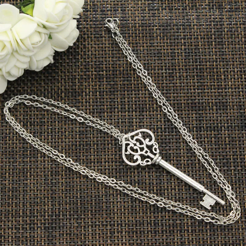 New Fashion Necklace Vintage Skeleton Key 69mm Silver Color Pendants Short Long Women Men Colar Gift Jewelry Choker