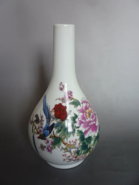 

Rare Collection Qianlong (1711-1799) famille rose porcelain Magpie&Plum&Peony vase, best collection& adornment, Free shipping