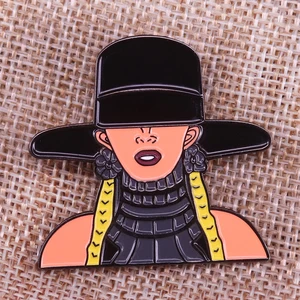 Beyonce, Pin Emaille Brosche, Damenbroschel, Slay Polimy, Vampire, Tötung, Tragen Sie sie auf ihrer Mütze, ihren Jacken und Taschen 6 Hauptverkäufe Halb Calca Beyonce - №4