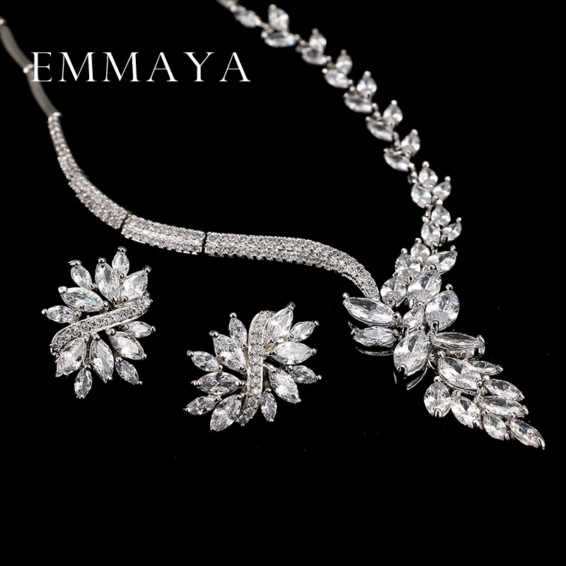 Emmaya New Unique Design Choker Necklace Stud Earrings Bridal Jewelry Sets Wedding Accessories Dropship