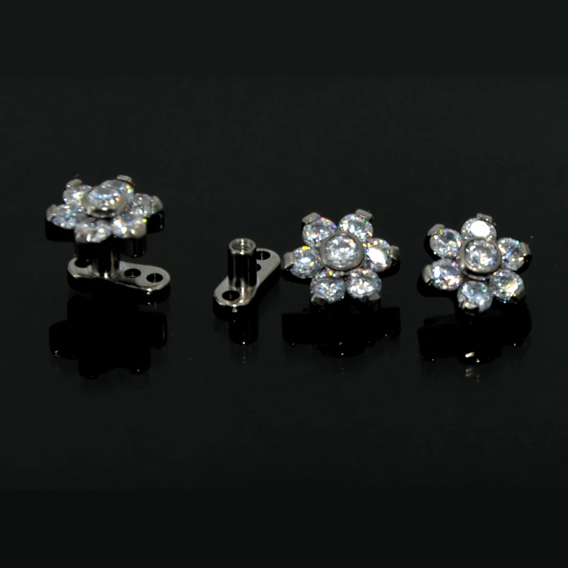 Showlove-1pcs Titanium & Zircon  Flower Surgical Steel Internally Thread Dermal Anchor  Body Jewelry