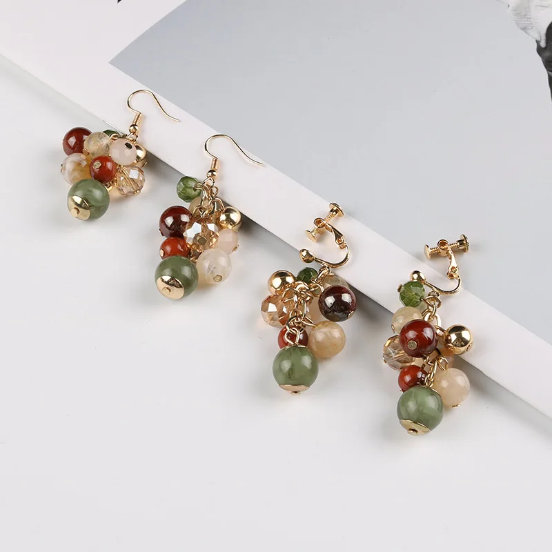 Colorful Acrylic Swirl Beads Clip on Earrings Without Piercing Personality for Women Girl Prom Party Fashion Earrings Jewelry