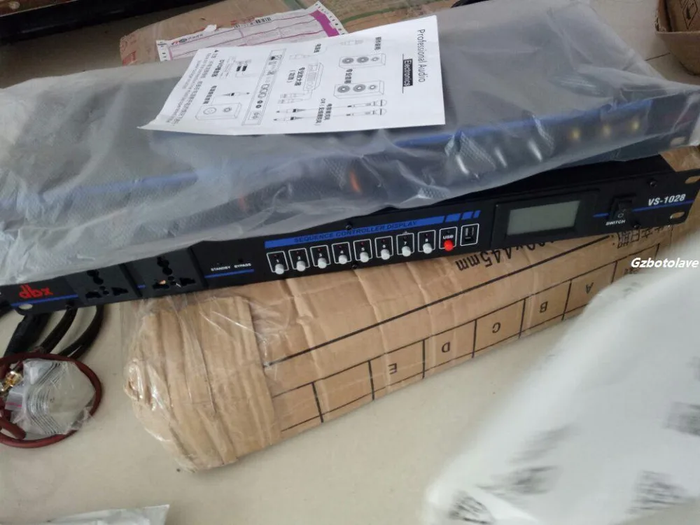 110V-230V DBX SR328V Power socket 10 road professional stage meeting the universal adaptor power controller with display