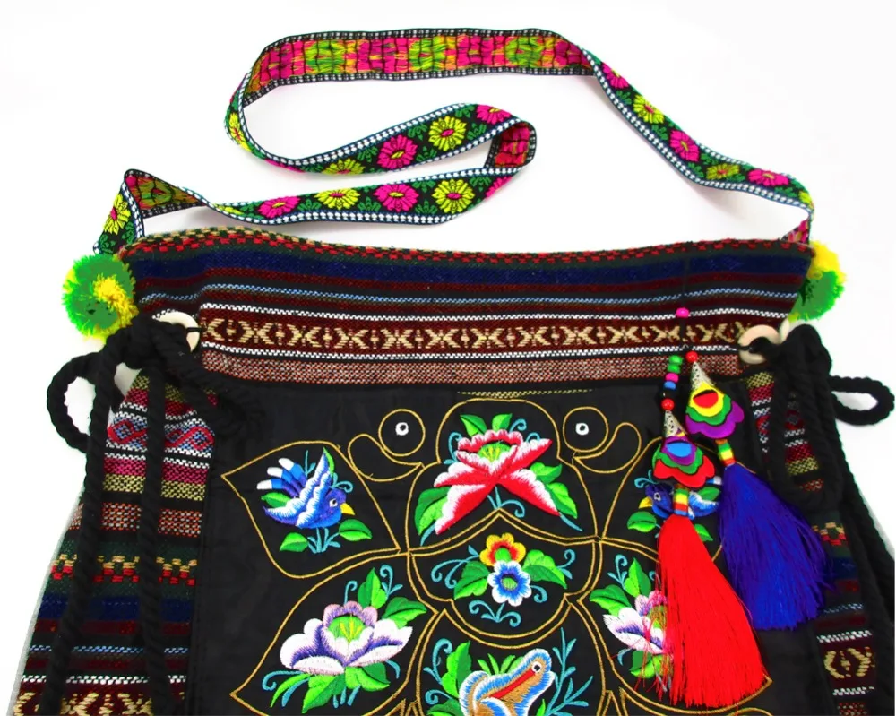 Vintage Ethnic Shoulder Hobo Hippie Embroidery Floral Cross Body Purse Bag Hmong Boho Handmade TapestrySYS-560