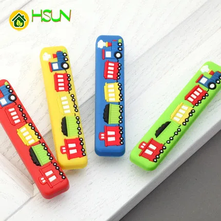 2 stuks kleine trein zacht rubber cartoon veiligheid handvat kinderkamer rood geel blauw groen lade trein handvat kleuterschool deur