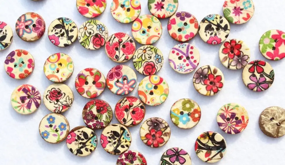 Set of 200pcs Coconut shell button painted flower mixed patterns 2 holes 15 mm