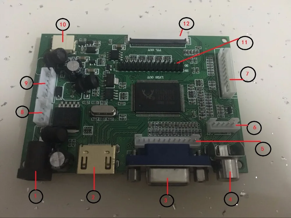 10,1-calowy ekran LCD 40-pinowy wyświetlacz samochodowy 1024*600 Ekran LCD + płyta sterownicza HDMI+VGA+AV