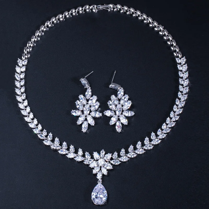 CWWZircons Leaf Shape Big Dangling Drop Cubic Zircon Wedding Costume Necklace Jewelry Set White Gold Color Bridal Jewellery T144