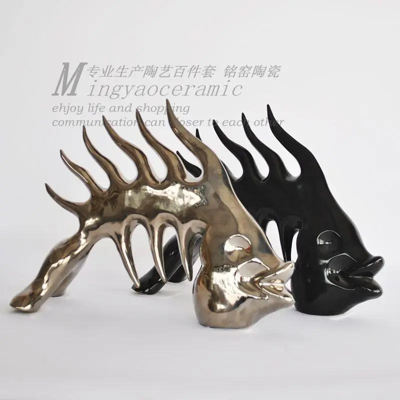 

Supply Jingdezhen porcelain bone plating silver plated empty fish abstract ornaments business gifts 26016 #
