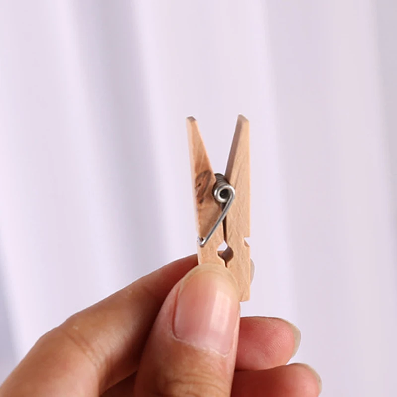 20 pcs DIYSmall Size 35mmX10mm Mini Natural Wooden Clips For Photo wall Clips Clothespin Craft Decoration Clips Pegs Wholesale