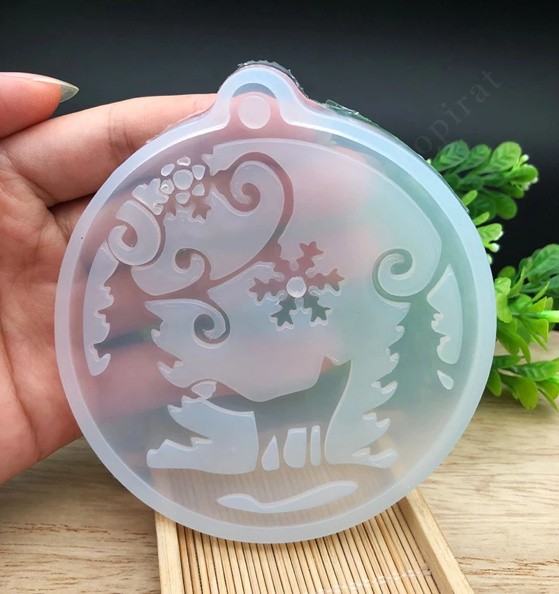 1pcs Christmas Tree Snow Resin Charms Pendant Mold UV Resin Jewelry Liquid Silicone Mold for DIY Decorate Making Jewelry