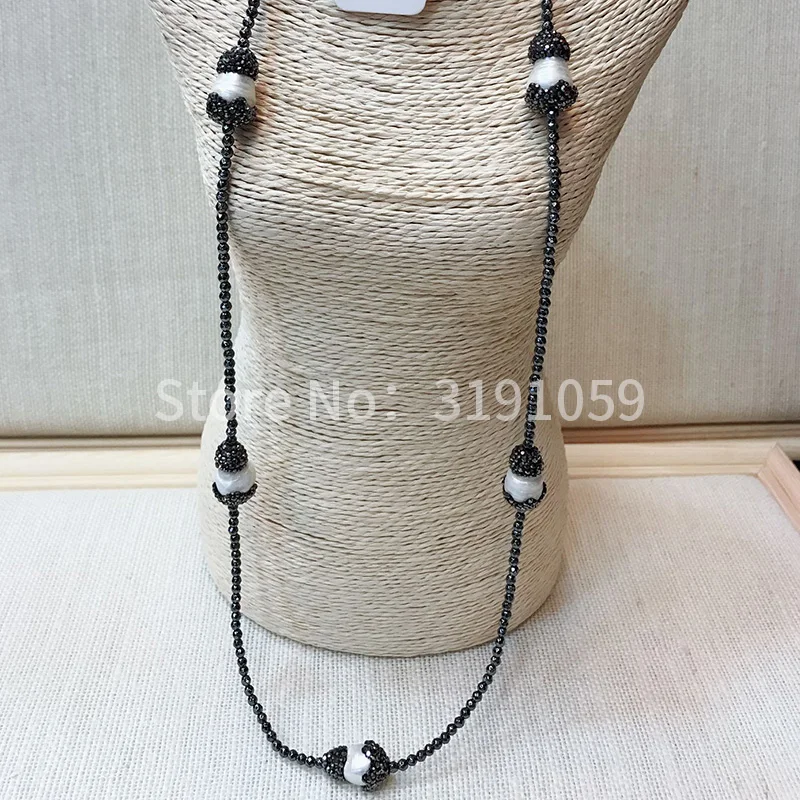 Personality vintage fashion sweater chain natural black gall pearl necklace with long style accessories