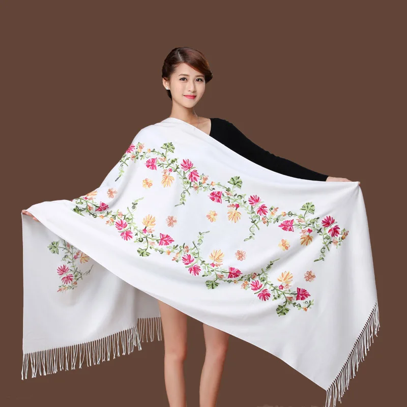 New Green Embroider Flower Pashmina Cashmere Scarf For Women Winter Warm Long Tassels Scarf Shawl Fashion Shawl Scarves Warps