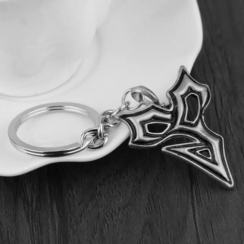 Fashion Jewelry FINAL FANTASY Keychain VIII Sleeping Lion Heart Souall Griever Pendant Keyring Key Holder for Fans Souvenir -50