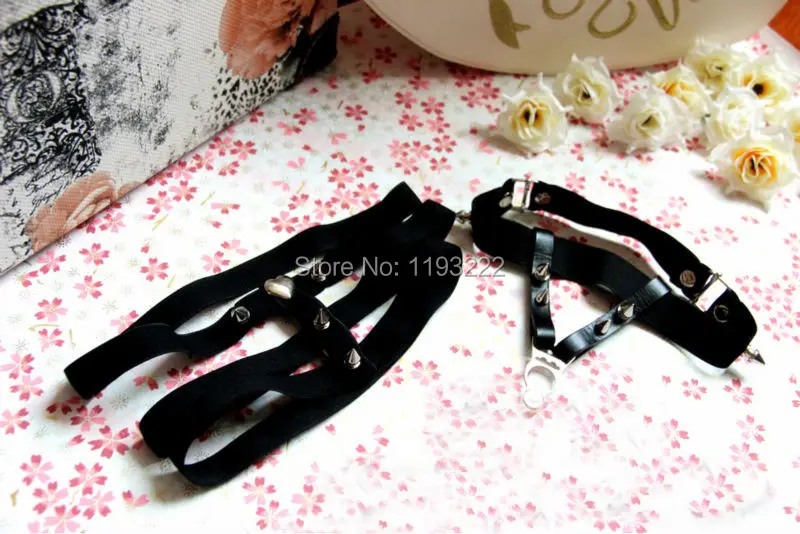 Darkest Fashion Europe Nylon Elastic Leather Cute Heart Spikes Three Line Leg Garter Belt Harness Loop